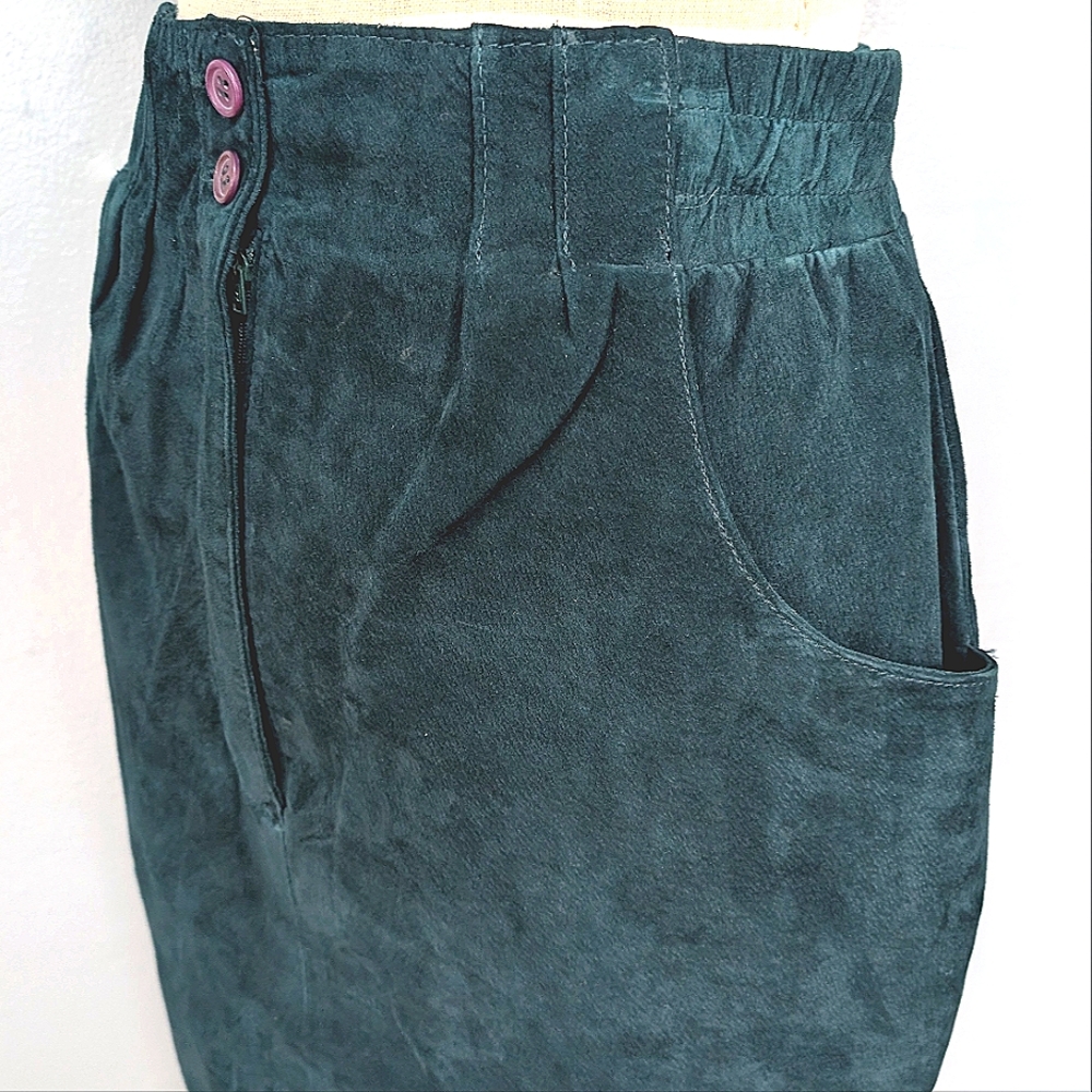Vintage green suede, pleated pencil skirt w slit. Laurice. Size 10. 29" waist - Picture 5 of 13